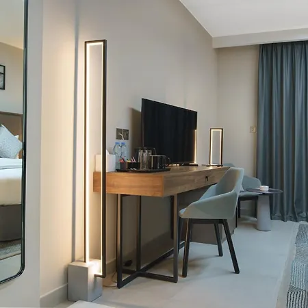 Hotel Holiday International-3